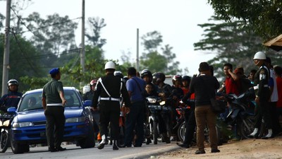 Bentrokan TNI Vs Polisi di Mapolres Tarakan